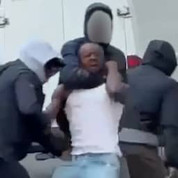 Video | Voetballer Fuseini door overvallers naar grond gedrukt in Brussel