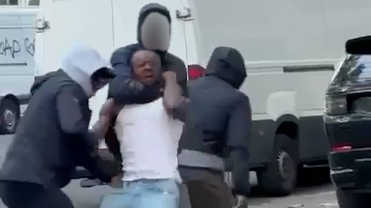 Voetballer Fuseini door overvallers naar grond gedrukt in Brussel