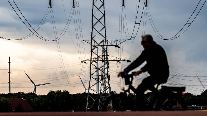 Bij Enexis wachten ruim 11.000 klanten op een nieuwe of zwaardere aansluiting