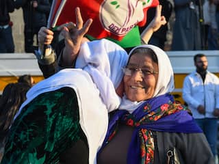 PKK zegt oproep opgesloten leider tot staakt-het-vuren met Turkije te respecteren