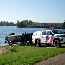 Video | Politie doet onderzoek na vondst lichaam Ben Saunders in Arnhem