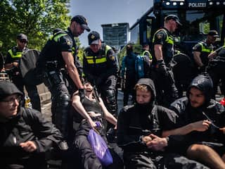 Klimaatprotest XR volgens NUjij'ers terrorisme, maar AIVD vindt van niet