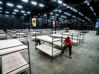 COA-topman wil nieuw opvangsysteem: Niet alleen beter, ook goedkoper