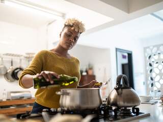 Geen zonnebloemolie meer te krijgen? Dit kun je gebruiken voor je schnitzel