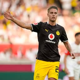 Dortmund geeft vlak na assist Veerman zege uit handen tegen Werder Bremen