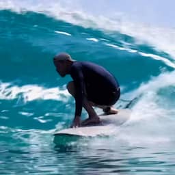 Video | Prins Harry surft op Californische golven