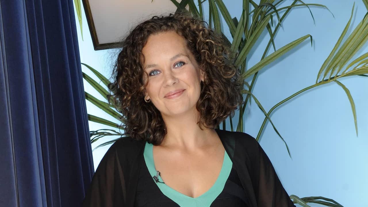 Sara Kroos over optreden na vier jaar ziekte: ‘Ik kon heel lang niks