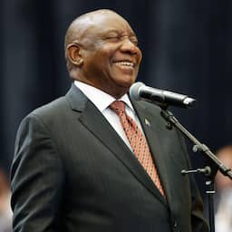 Politieke aartsvijanden in Zuid-Afrika slaan handen ineen voor 'eenheidsregering'