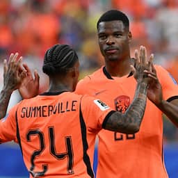 Dumfries gelooft in WK-goud met groeiend Oranje: 'Prima tackle van Weghorst'