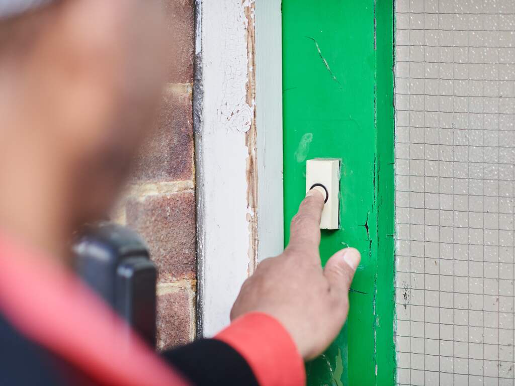 Politie zag vorig jaar 15 keer zoveel incidenten met nepagenten als in 2023