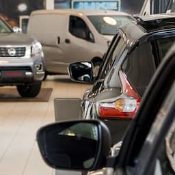 More than 1.7 million cars sold or changed owners last year