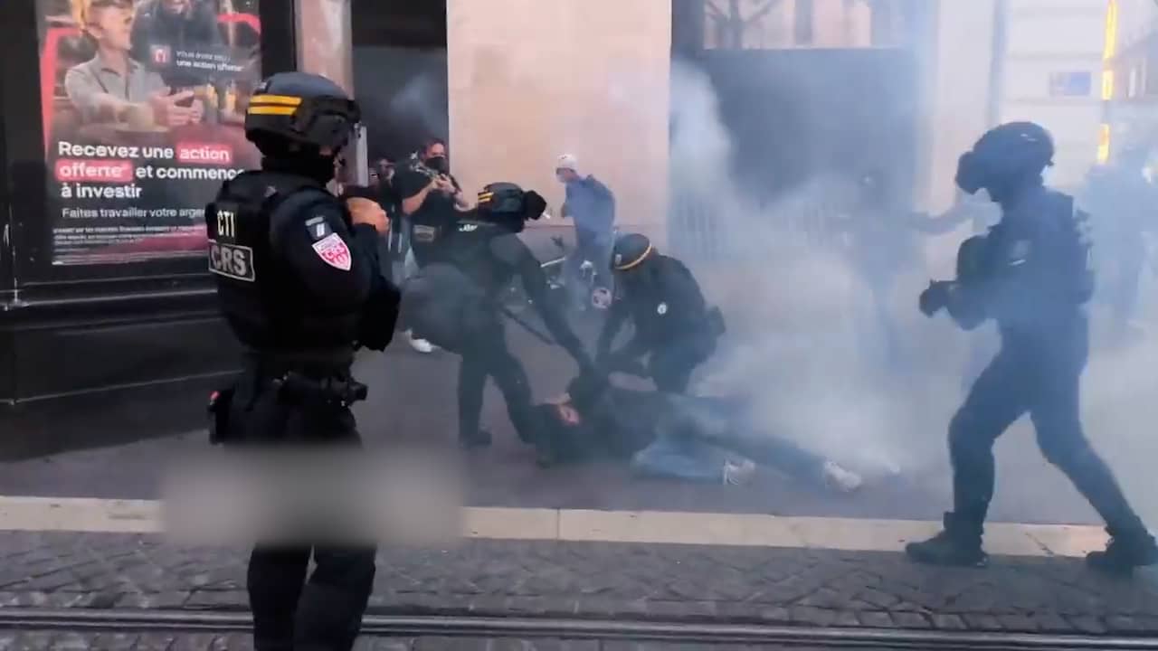 Vernielingen aangebracht tijdens chaotische protesten in Frankrijk