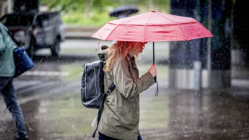 Foto bij Code geel in kustprovincies voor zware regen en stevige onweersbuien