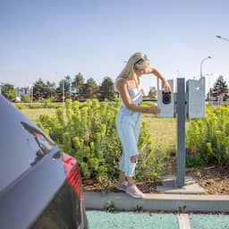 Going on holiday by electric car is getting easier, but charging costs vary significantly