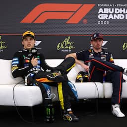 Verstappen werd klemgezet door strategie Piastri: '1 Red Bull tegen 2 McLarens'