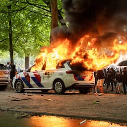 Ruim een jaar cel voor in brand steken politieauto tijdens rellen op Malieveld