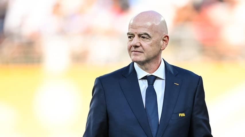 FIFA-voorzitter Infantino wil aandelen WK voetbal verkopen, UEFA woedend