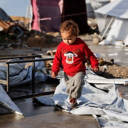 Palestijnen zitten door stormen letterlijk in de stront: 'Haalt nieuws niet meer'
