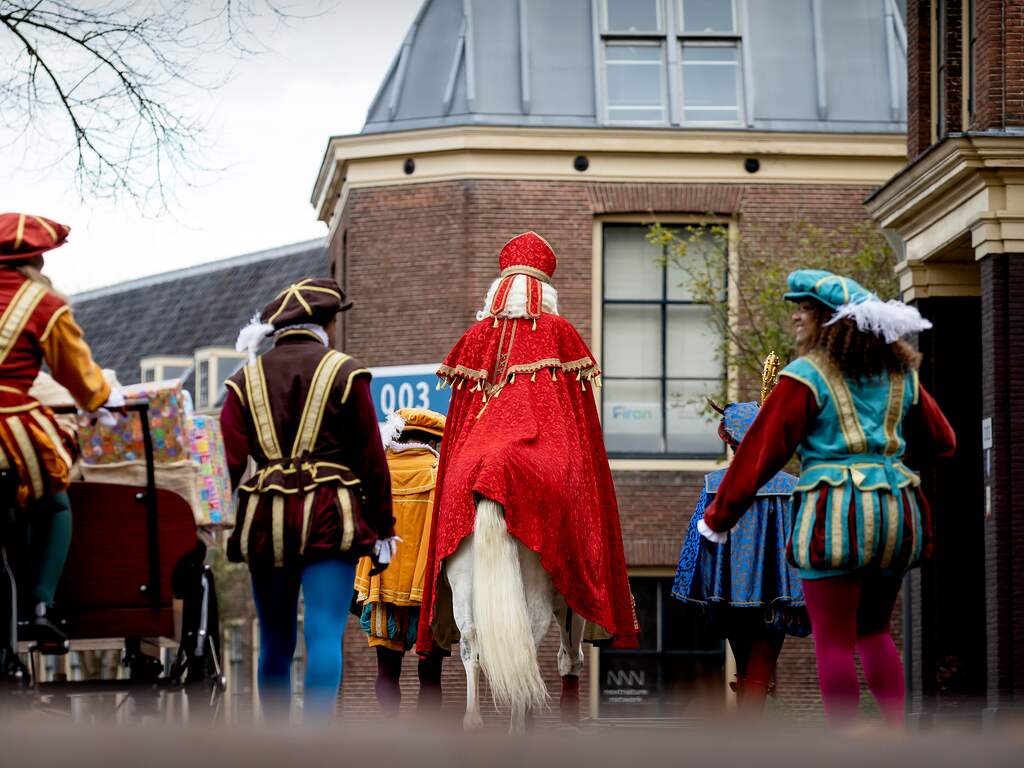 Sinterklaasweekendweerbericht: Wisselvallig en lage temperaturen