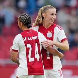 Ajax Vrouwen herpakt zich met acht goals tegen FC Utrecht van 7-1-nederlaag