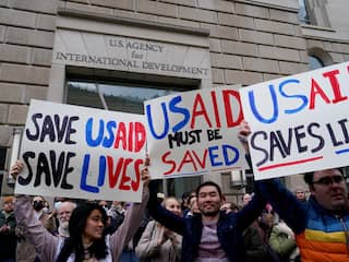 Met het einde van de USAID-'bevriezing' neemt de onzekerheid wereldwijd toe
