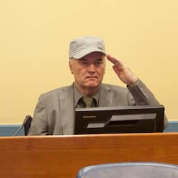 Lichaam veroordeelde legerleider Ratko Mladic aangekomen in Servië