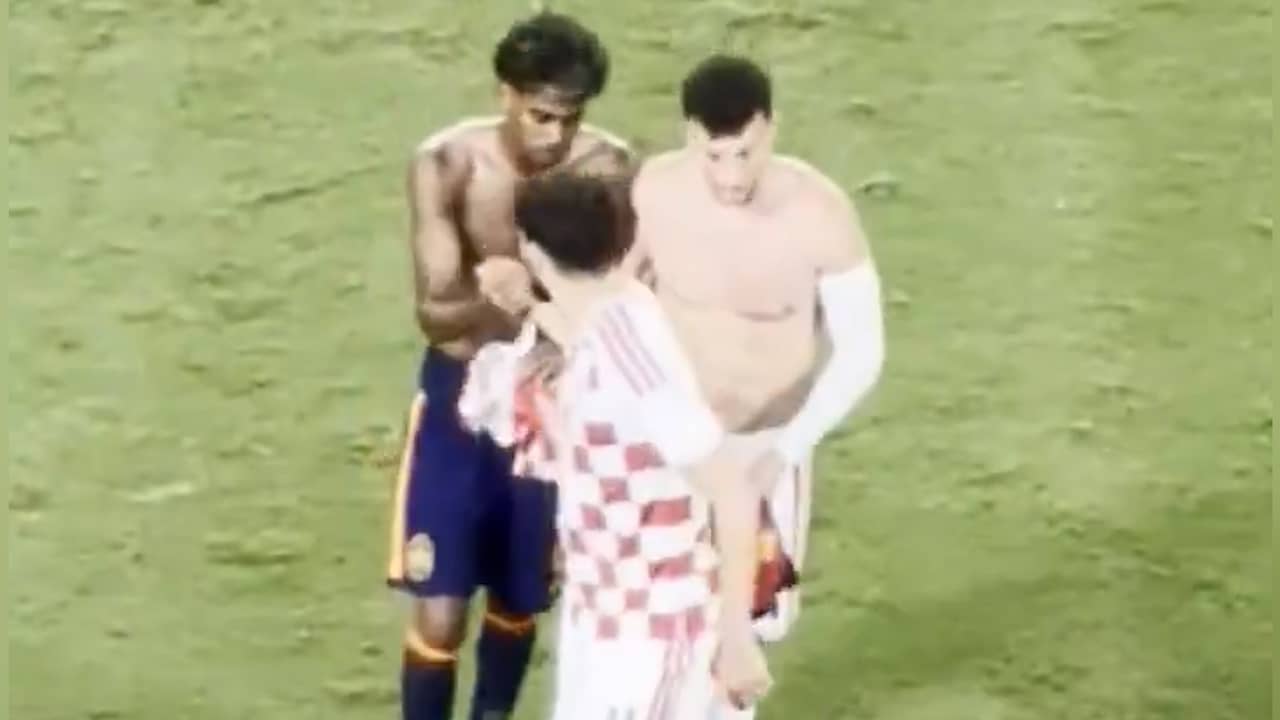 Perisic vraagt Yamal in de rust al om shirtje te ruilen