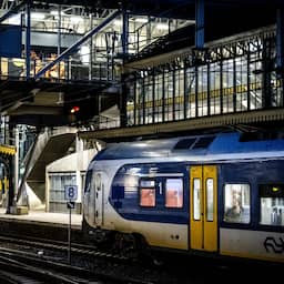 Ook maandag geen treinen tussen Den Bosch en Tilburg na ontspoorde werktrein