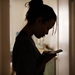 Aanmoediging tot zelfdoding op je tijdlijn: wat zien jongeren op sociale media?