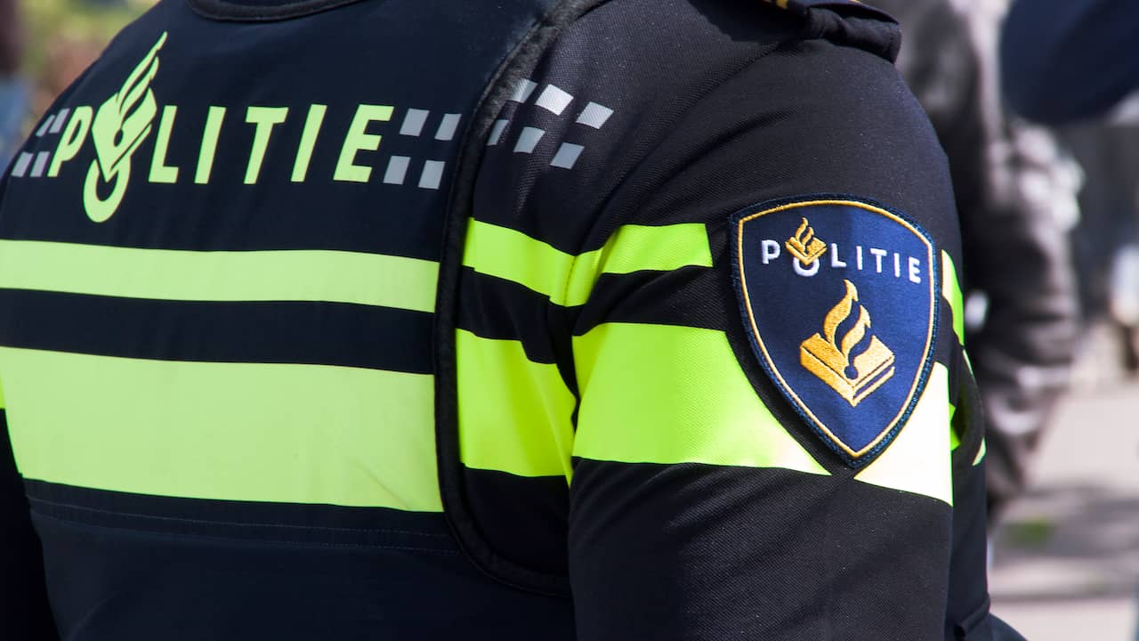 Man overleden na verzet bij aanhouding in woning in Nijmegen