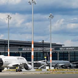 Vliegverkeer rond Berlijn tijdelijk stilgelegd vanwege drone bij luchthaven