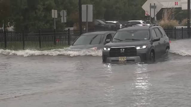 Video | Zware storm zet straten Amerikaanse oostkust onder water