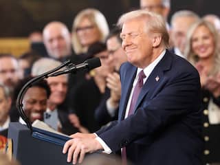Tegenstrijdige speech vol leugens: Trump zet direct de toon voor presidentschap