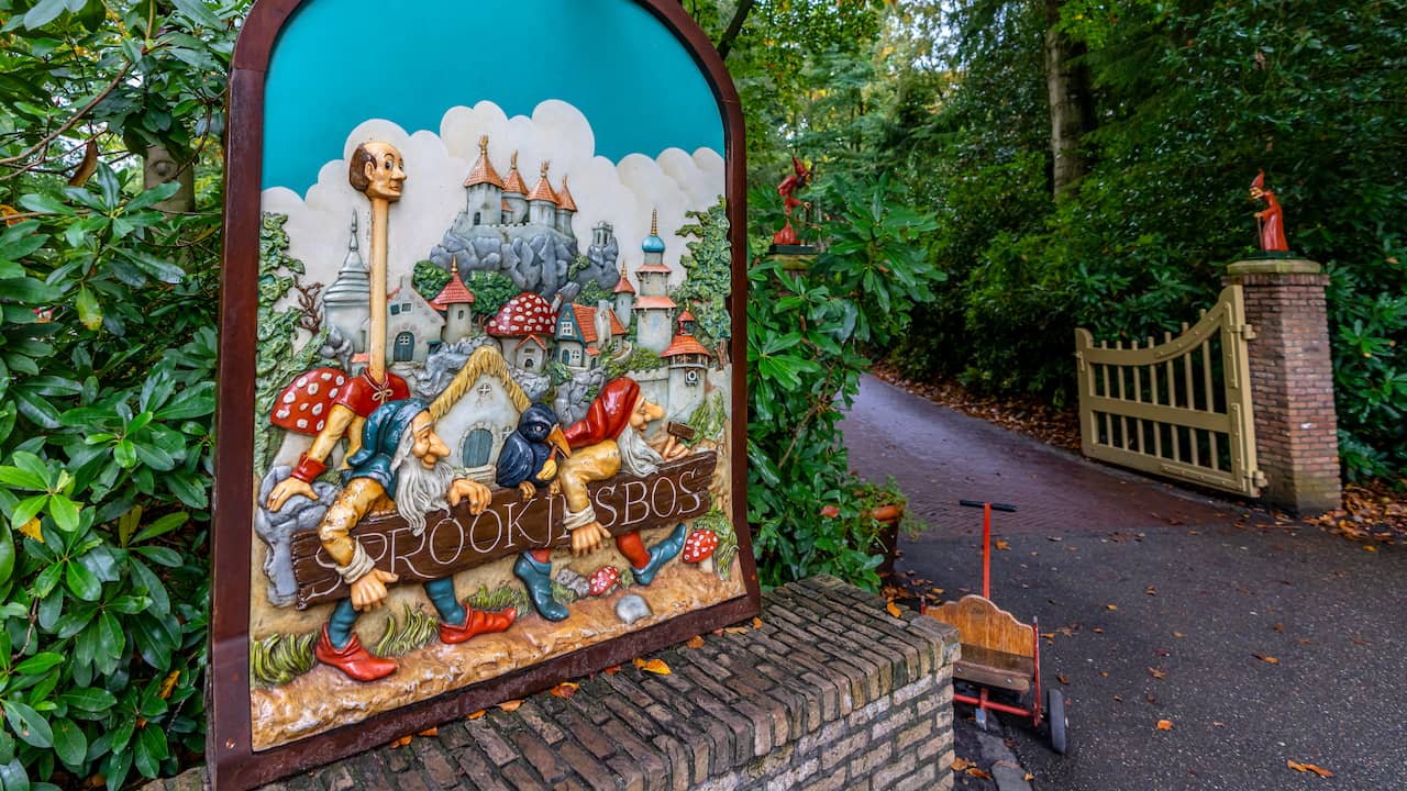 Eenrichtingsverkeer in het Sprookjesbos bij heropening van De Efteling
