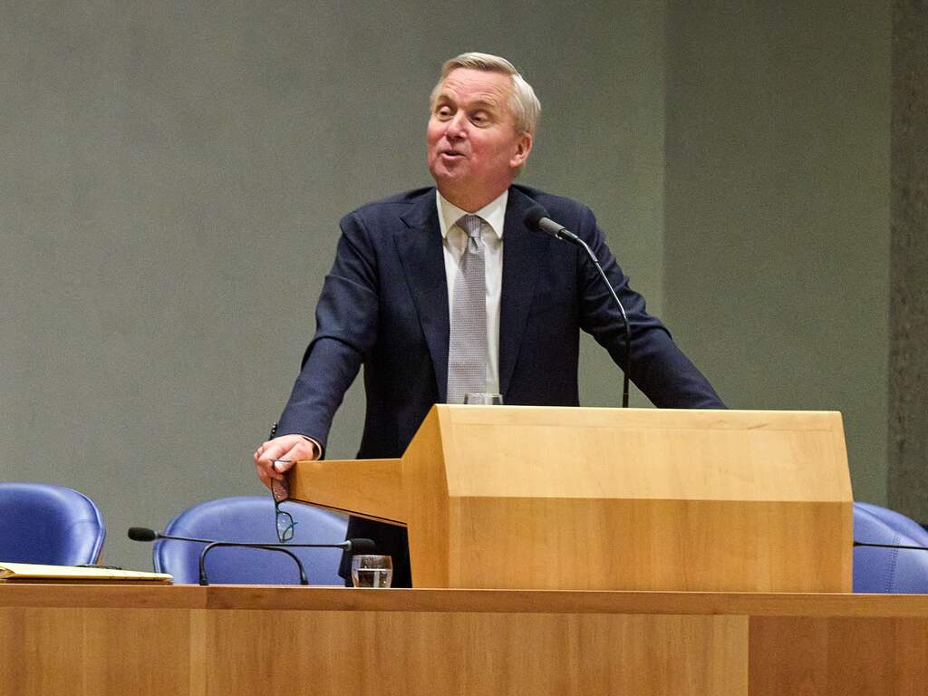 Kabinet blijft na kritiek toch betalen voor opvang uitgeprocedeerde asielzoekers