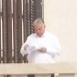 Video | Magyar spot tot zijn verbazing Orbán op balkon: 'Pure cinema'