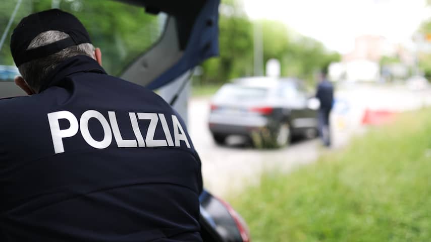 Twee Nederlandse kinderen onder erbarmelijke omstandigheden gevonden in Italië | Buitenland | NU.nl