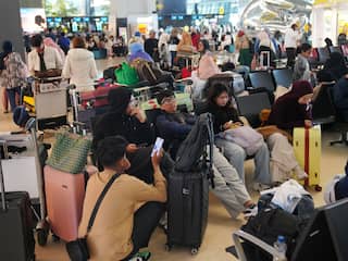 Ook tientallen Nederlandse reizigers gestrand in Indonesië na vulkaanuitbarsting