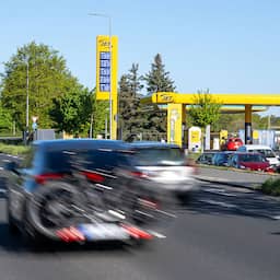 German petrol prices drop below 2 euros locally due to excise tax cut