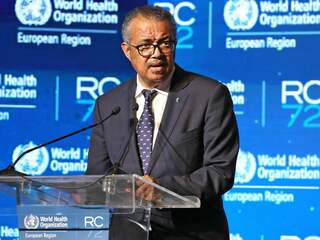 WHO-directeur ziet einde van coronapandemie in zicht komen