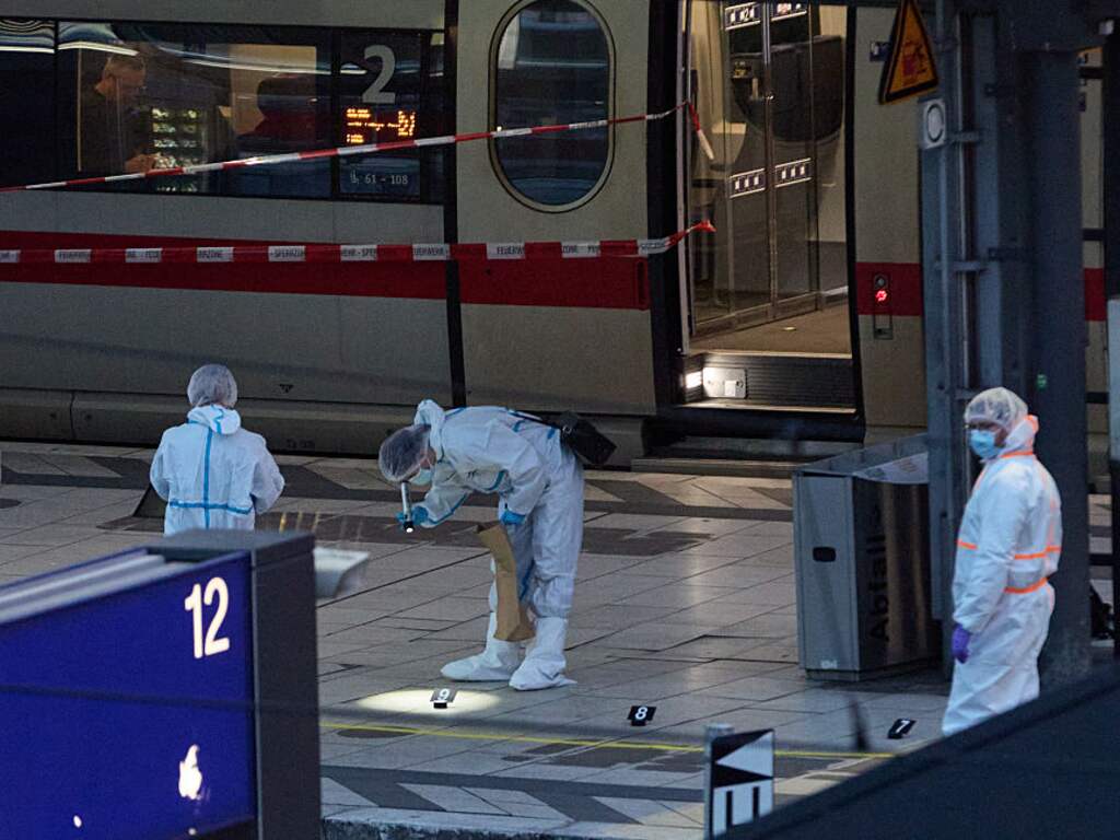 Aantal gewonden steekpartij Hamburg stijgt naar achttien, verdachte voorgeleid