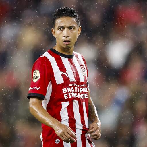 Illustratie bij: PSV-aanvoerder Mauro Júnior kan eerste oproep voor Brazilië nauwelijks geloven