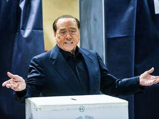 Berlusconi was een onbehouwen macho, maar ook charmant en geliefd