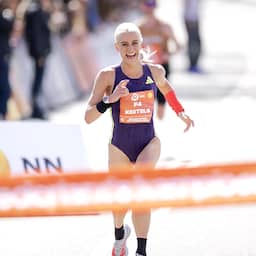 Stewardess Keetels glundert na nationale titel bij marathon Rotterdam: 'Genoten'