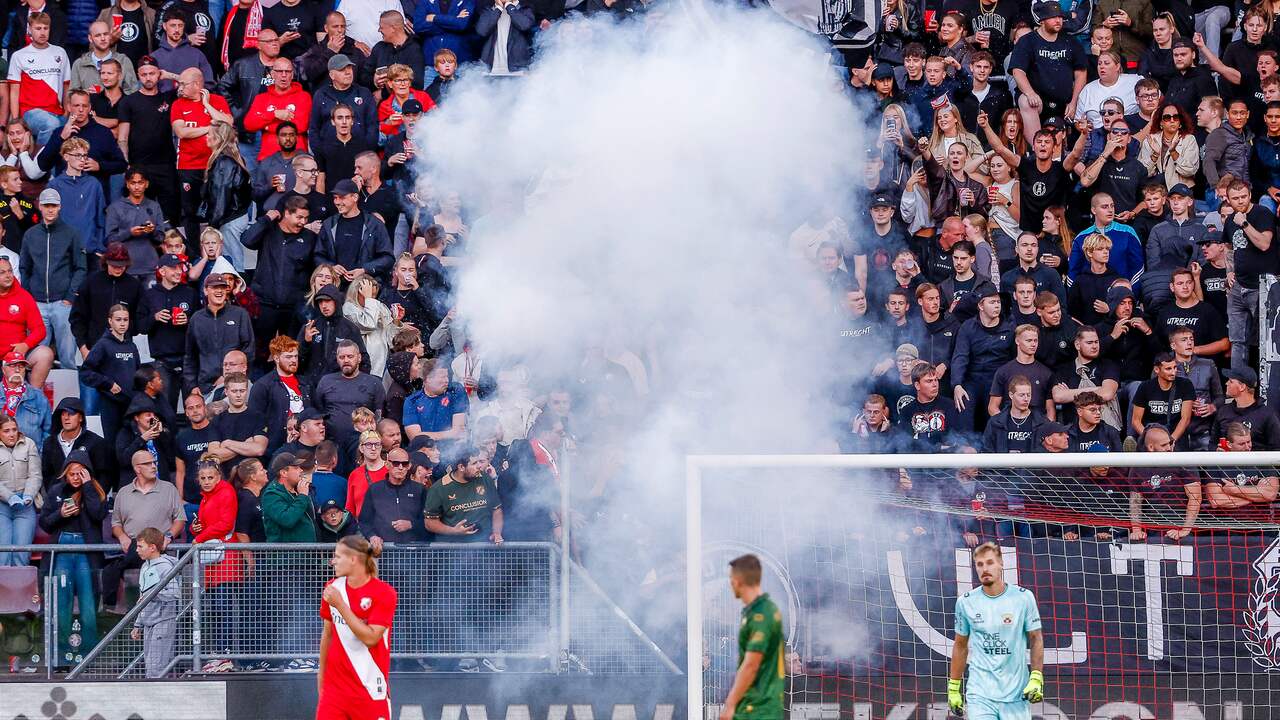 Foto bij FC Utrecht identificeert eerste verdachten rond gestaakt duel met Go Ahead