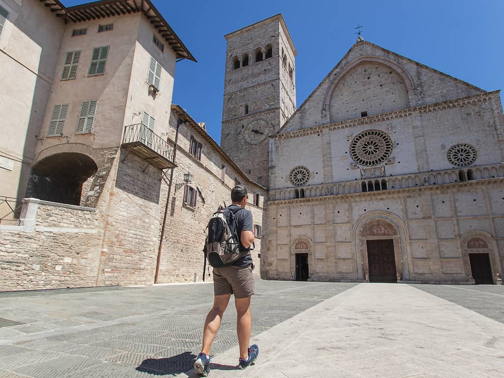 Nederlandse wandelaar (19) plotseling overleden tijdens vakantie in Italië