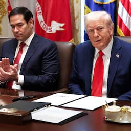 VS legt voormalige Eurocommissaris inreisverbod op en dreigt met meer sancties