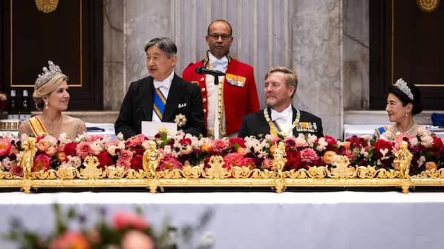 Keizer van Japan vertelt warm over hond Mambo van het koningspaar | NU.nl