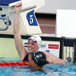 Marrit Steenbergen verbetert negen jaar oud wereldrecord op 100 meter vrije slag