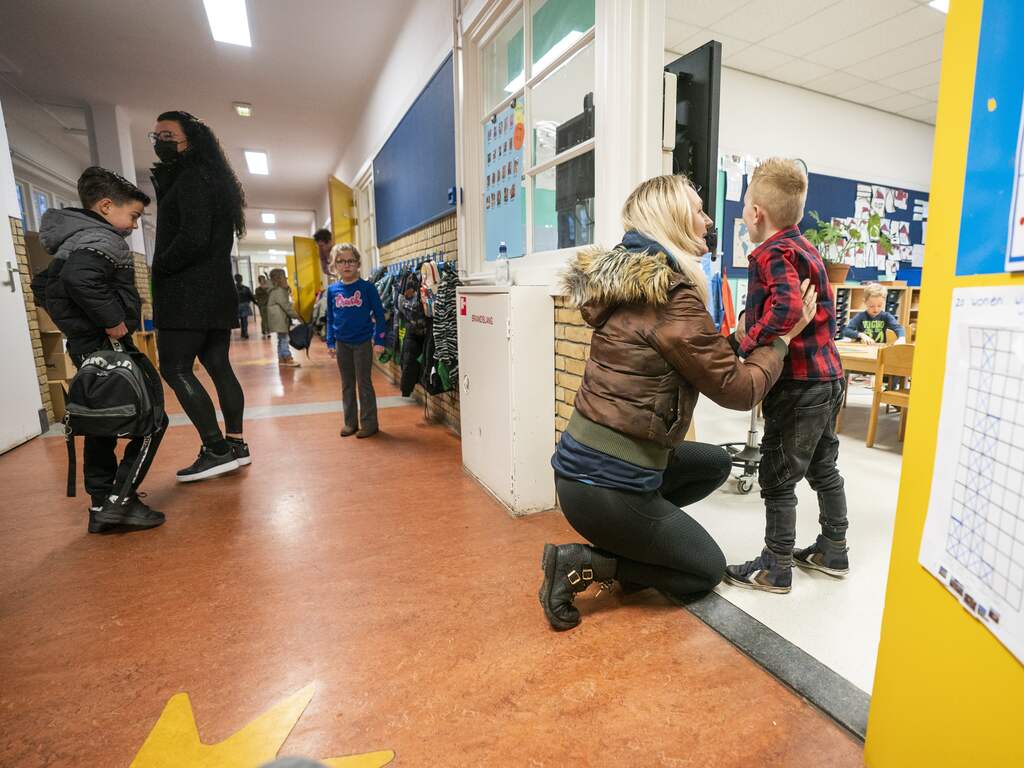 Kabinet gaat schoolvakanties voorlopig niet aanpassen vanwege corona